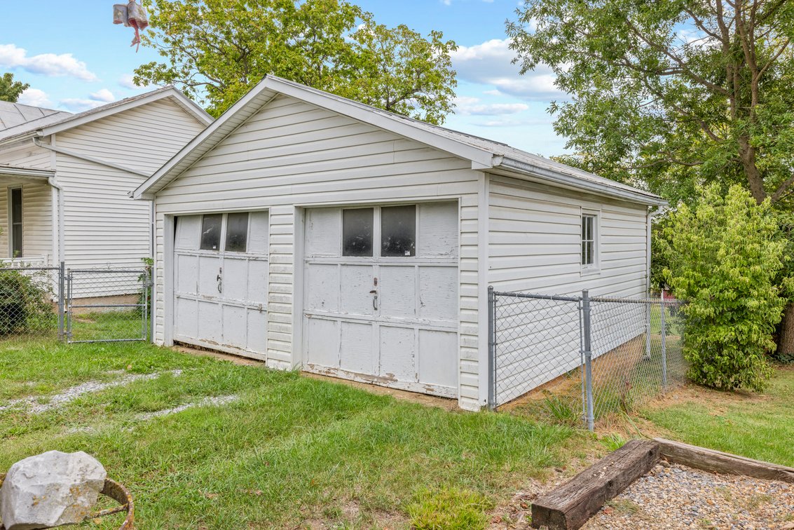 Image for 655 Battlefield Rd Real Estate Auction