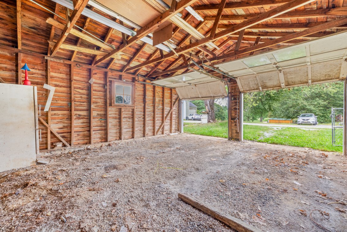 Image for 655 Battlefield Rd Real Estate Auction