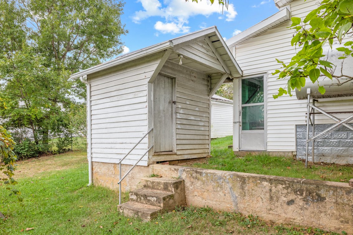 Image for 655 Battlefield Rd Real Estate Auction