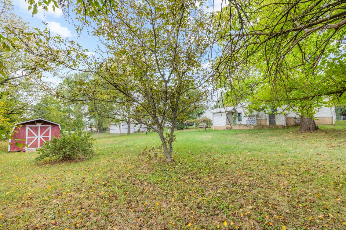 Image for 655 Battlefield Rd Real Estate Auction