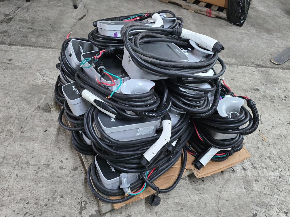 (20) JuiceBox 40 Amp Electric Vehicle Charger (Hardwired)