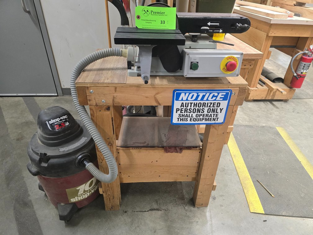 Delta Model SA446 Belt/Disc Sander on Stand with Shop-Vac Dust Collector.