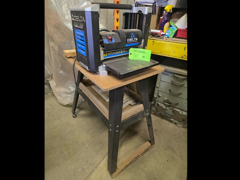 Delta Model 22-560, 120V. Planer.