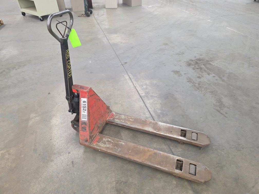Aatlas 5500 Lb. Cap. Narrow Pallet Jack.
