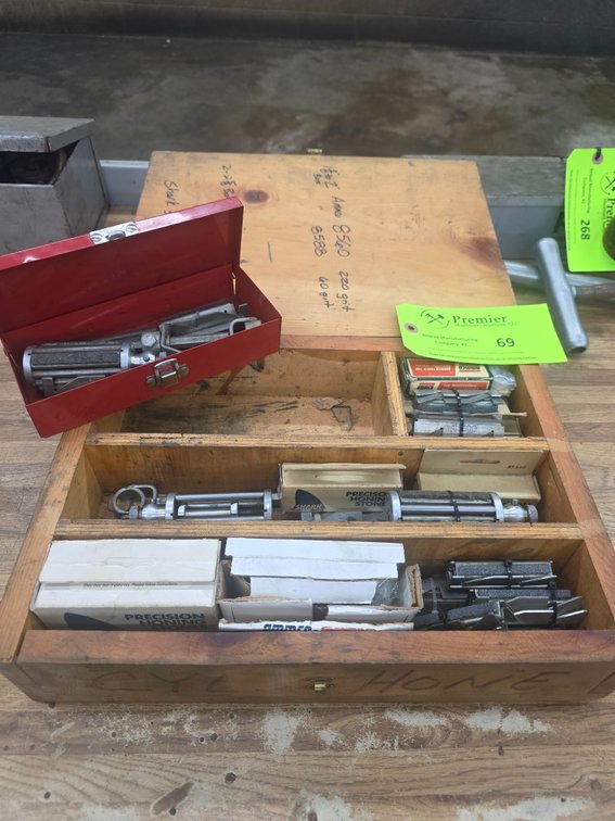 Cylinder Hone Kit.