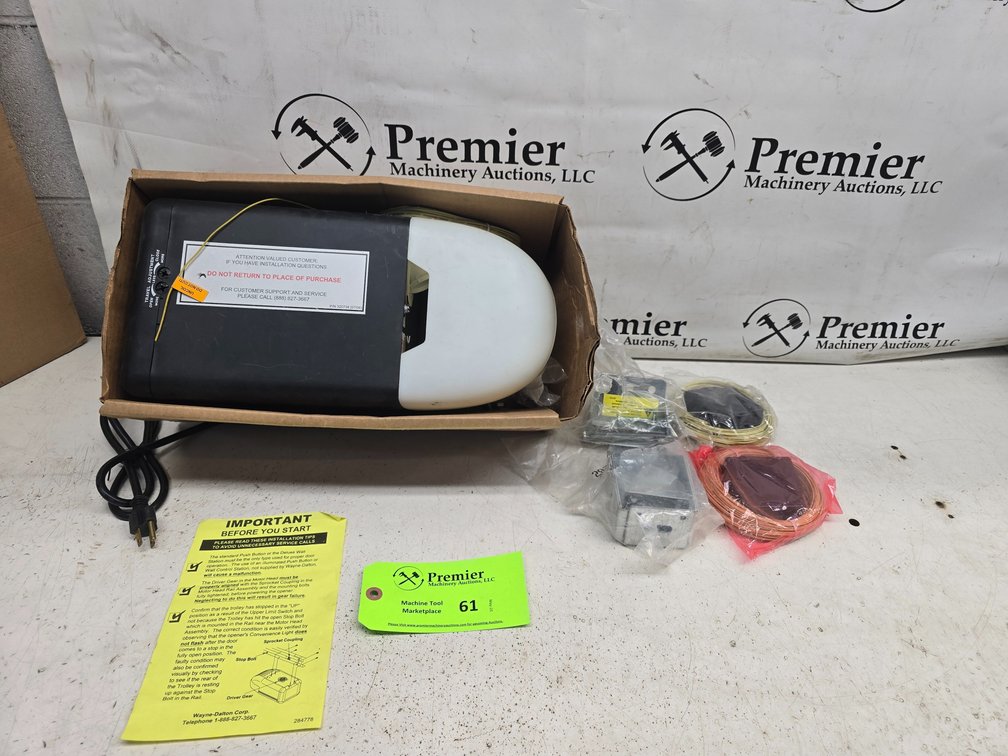 Wayne Dalton Model: 284778 Garage Door Opener.