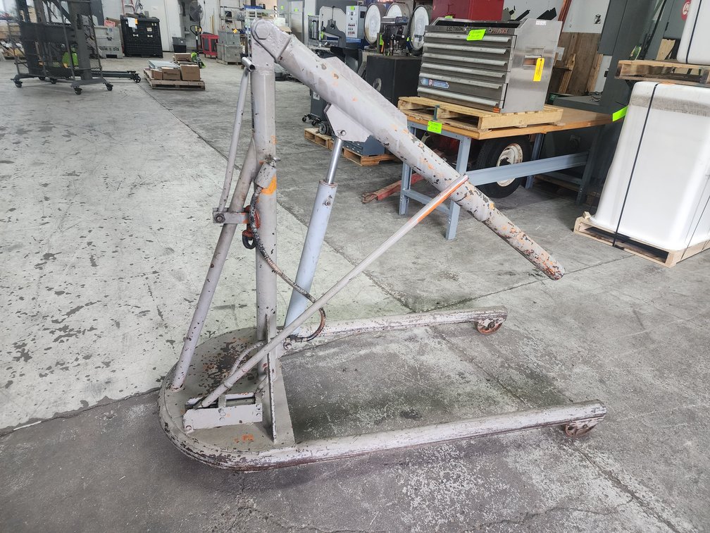Ruger 1000 Lb. Cap. Mobile Engine Crane.