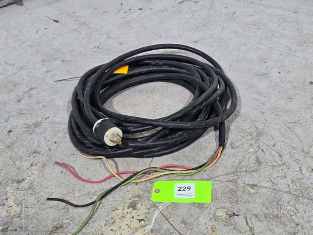 Image for (52') CAROL 10/4 SOOW Cable with HBL2711 Plug