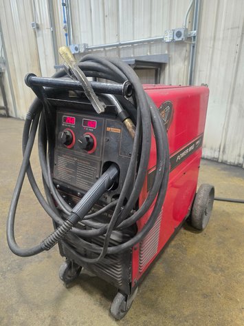 Image for Lincoln Electric Power MIG 255 Constant Voltage DC Welder.