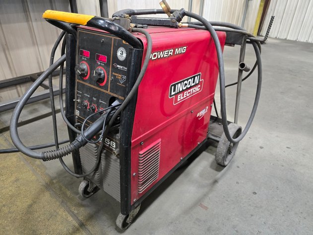 Image for Lincoln Electric Power MIG 256 Wire Feed Welder.