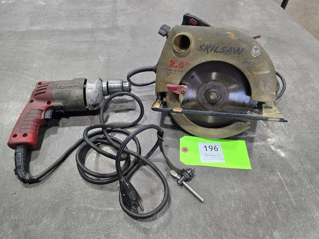 Image for Skilsaw Circular Saw with (2) Extra DeWalt Blades and Milwaukee 1/2
