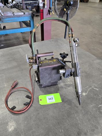Image for BUG-O Systems Model UNI-1000 Motorized Cutting Tractor Carriage.