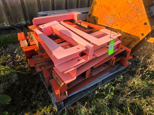 Image for Pallet of Cantilever Rack Arms.