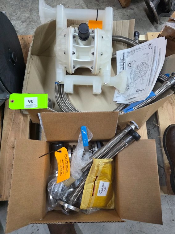 Versa Matic 1" Pneumatic Diaphragm Pump.