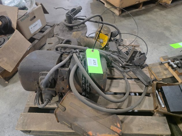 Image for Hitachi Type 1GS, 1/2 Ton Chain Hoist.