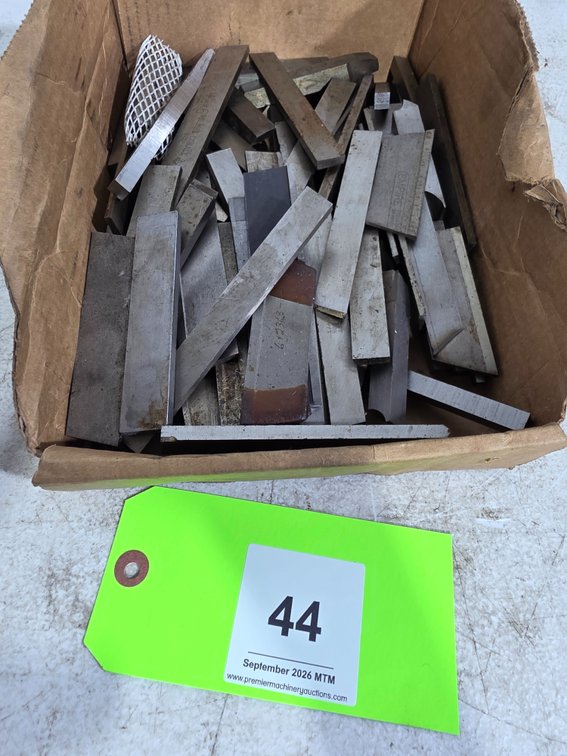 Assorted HSS and Cobalt Cut-Off Tools.