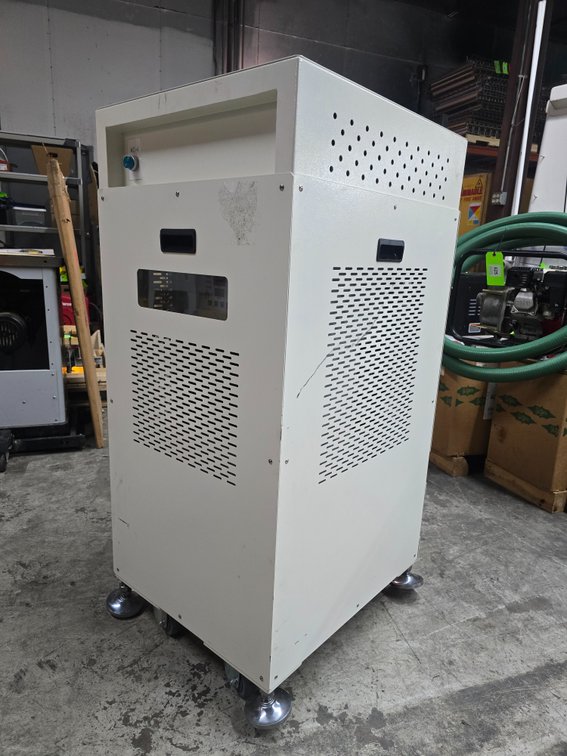 Deryun Model DWT-4PSA-I, Chiller System.