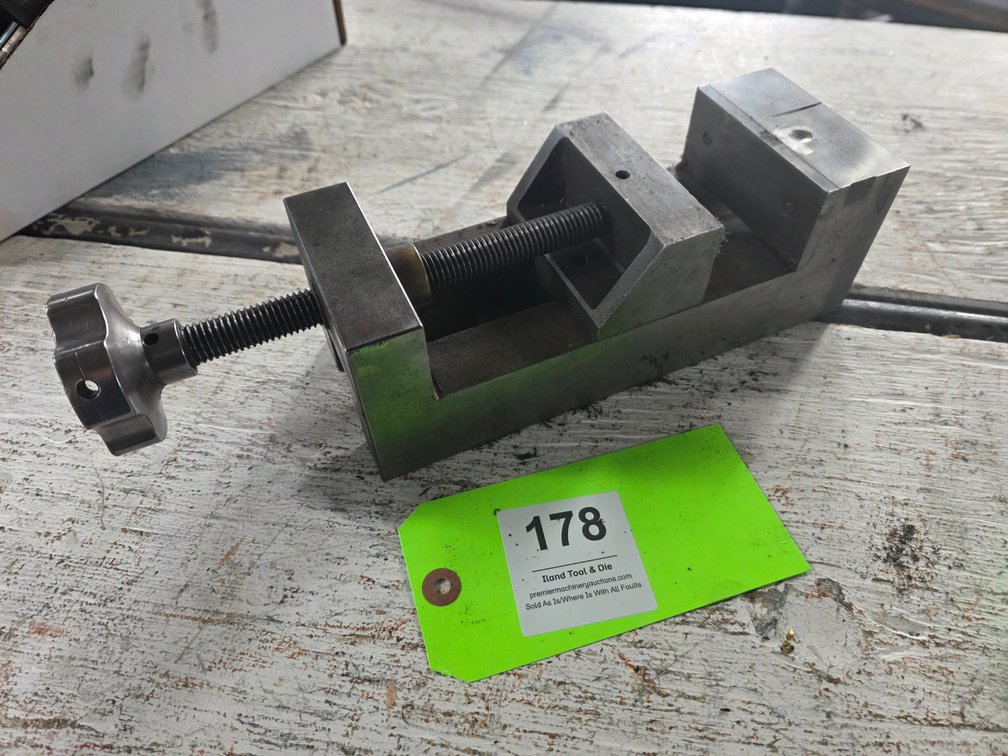 3-1/2" Toolmakers Vise.