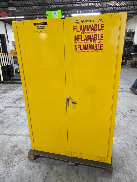 Justrite  45 Gallon Cap. Flammable Storage Cabinet.