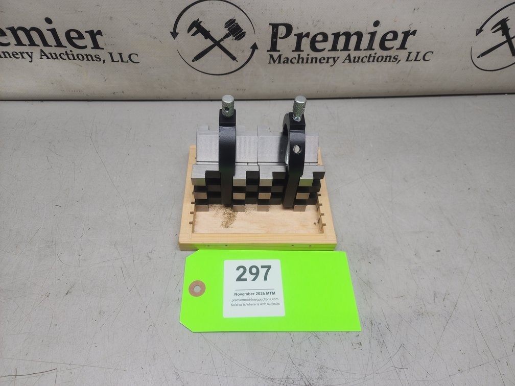 Pair Large V Blocks.