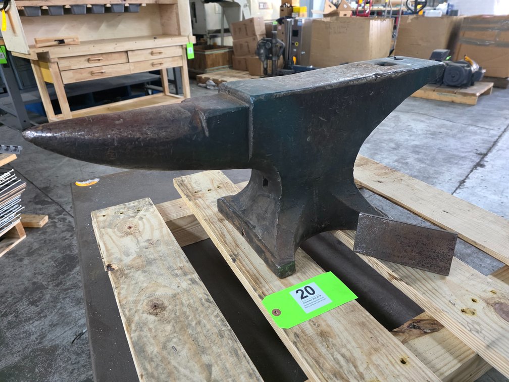 Peter Wright 220 Lb. Anvil.
