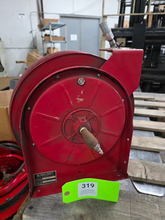 Reelcraft Model 5635 OLP, Pneumatic Retractable Hose Reel.