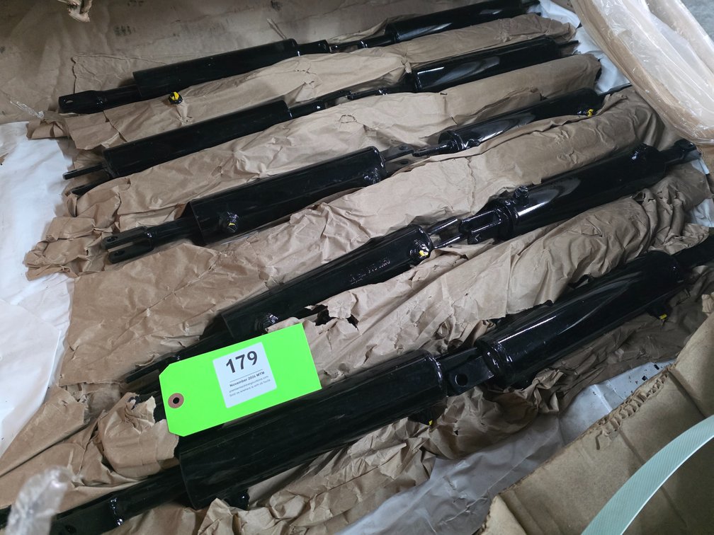 (10) New Hydraulic Cylinders