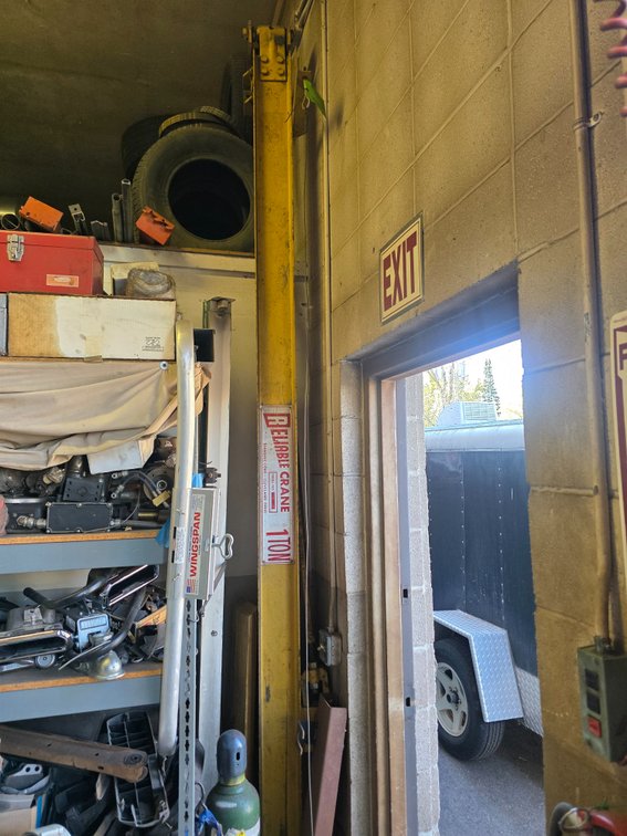 Reliable Crane 1-Ton Post Mount Jib Crane.