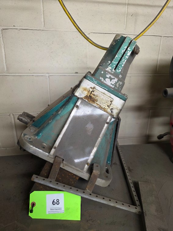 Commander Model 8-12 Multi Spindle Drill Head.