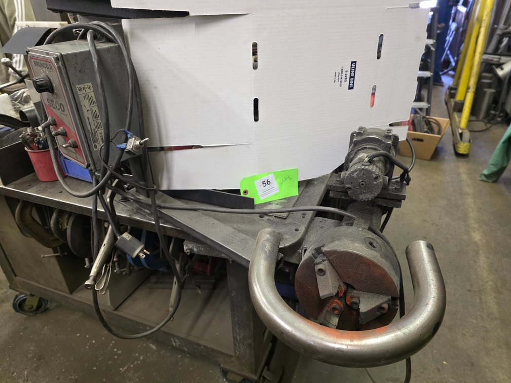 6-1/2" 3-Jaw Welding Positioner.