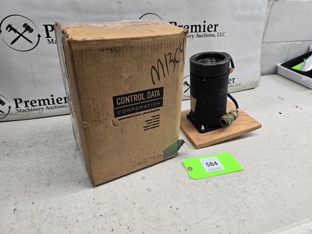 (2) Elinco Type: GLHJRND-1759-4D8 Dual Speed Synchronous Motors