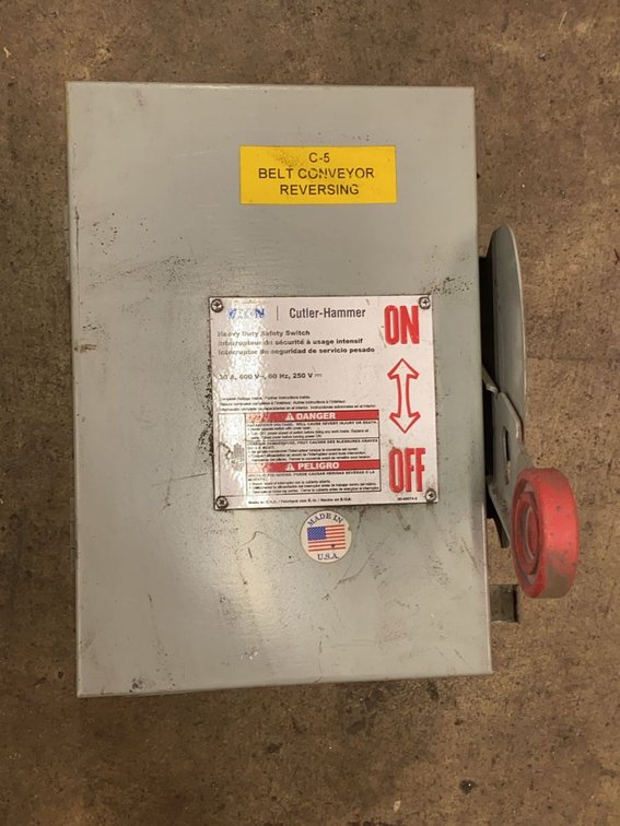 Eaton Cutler-Hammer 30A Heavy Duty Safety Switch