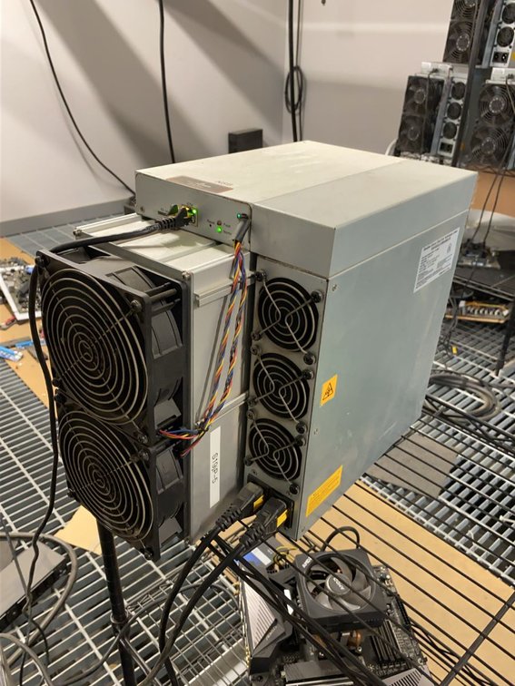 Bitmain Antminer S19j Pro 100T Bitcoin Miner Currently Running