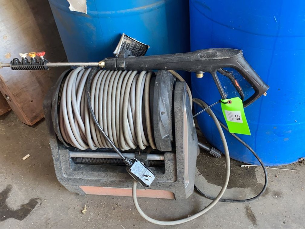 Giraffe Tools Electric Pressure Washer Hose Reel