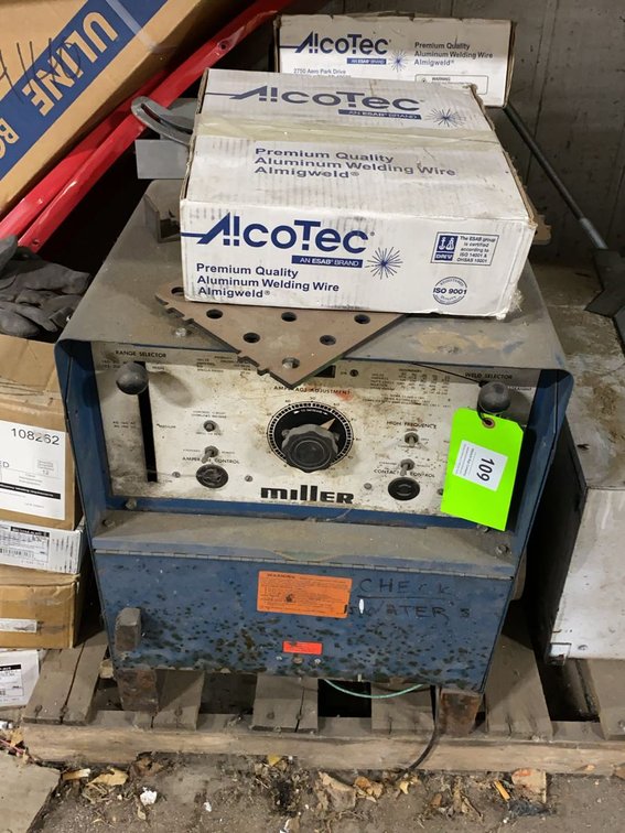 Miller Dialarc HF AC/DC TIG Stick Welder