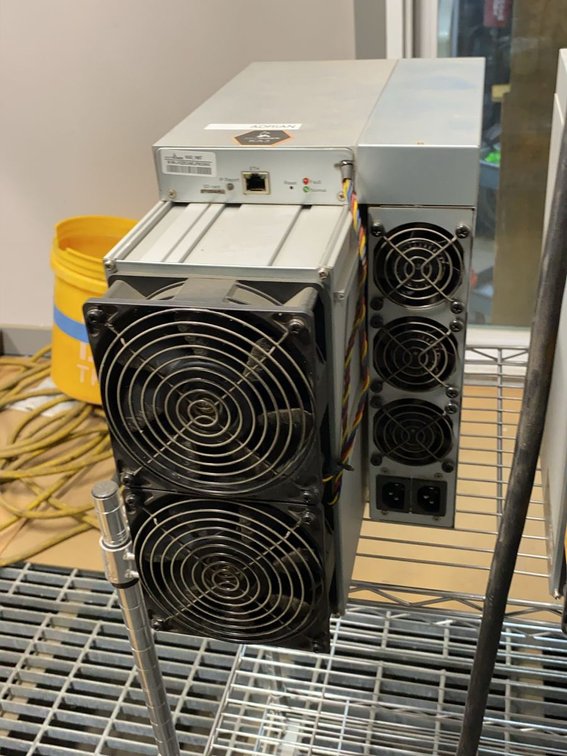Bitmain Antminer KA3 166T ASIC Miner