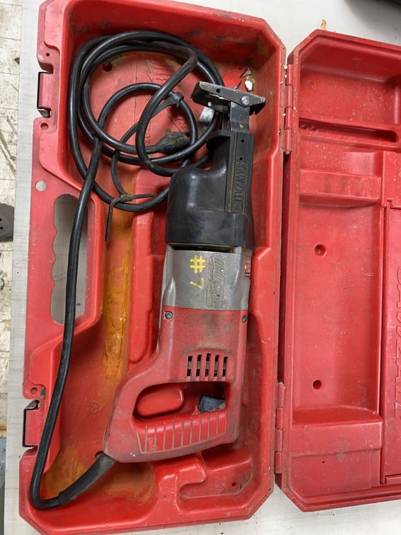 Milwaukee Heavy-Duty Electric Reciprocating Saw