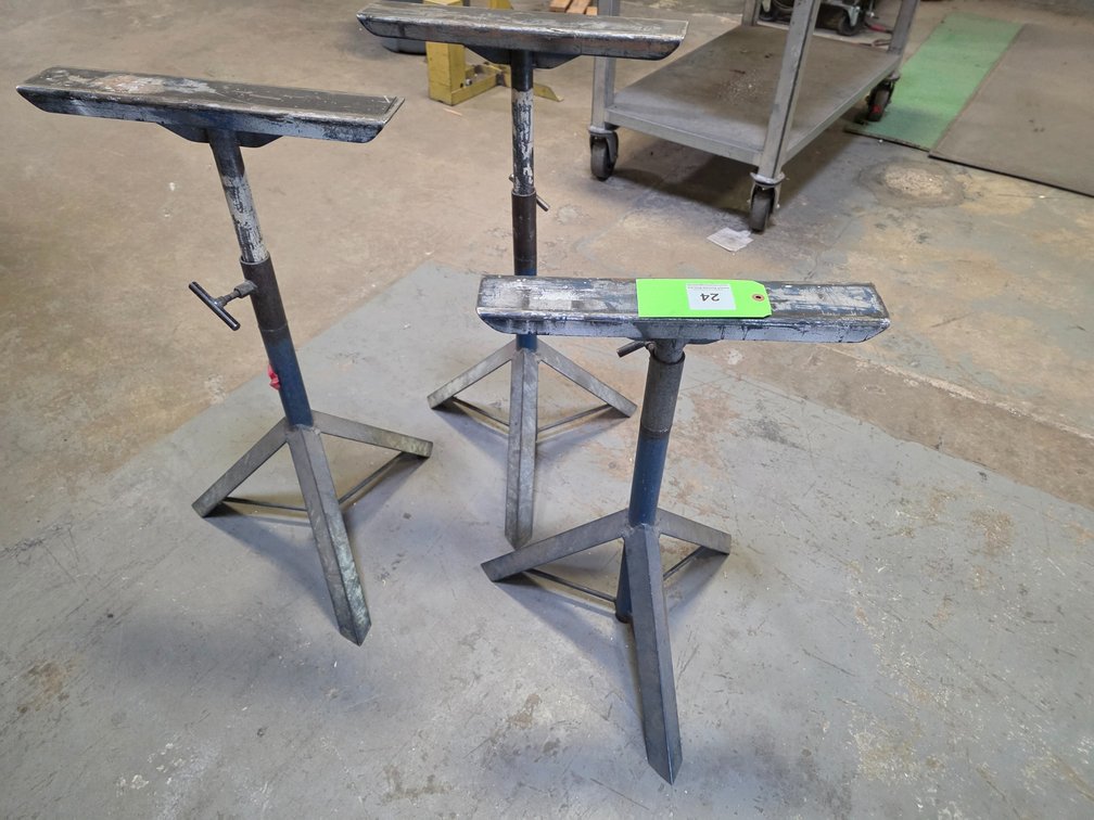 (4) Adjustable Height Material Stands.