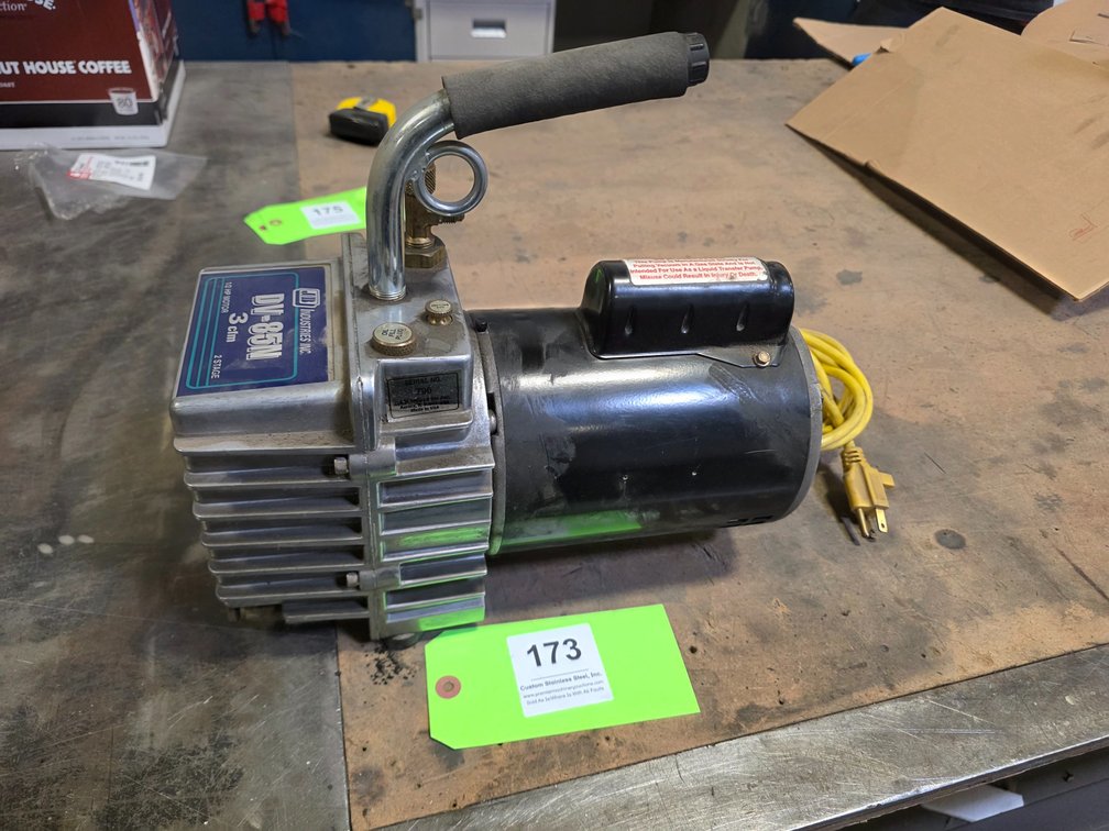 JB Industries DV-85N, Vacuum Pump.