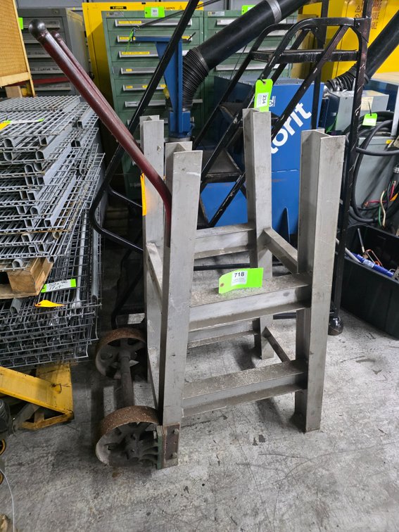 Heavy Duty Material Support Structure on Wheels.