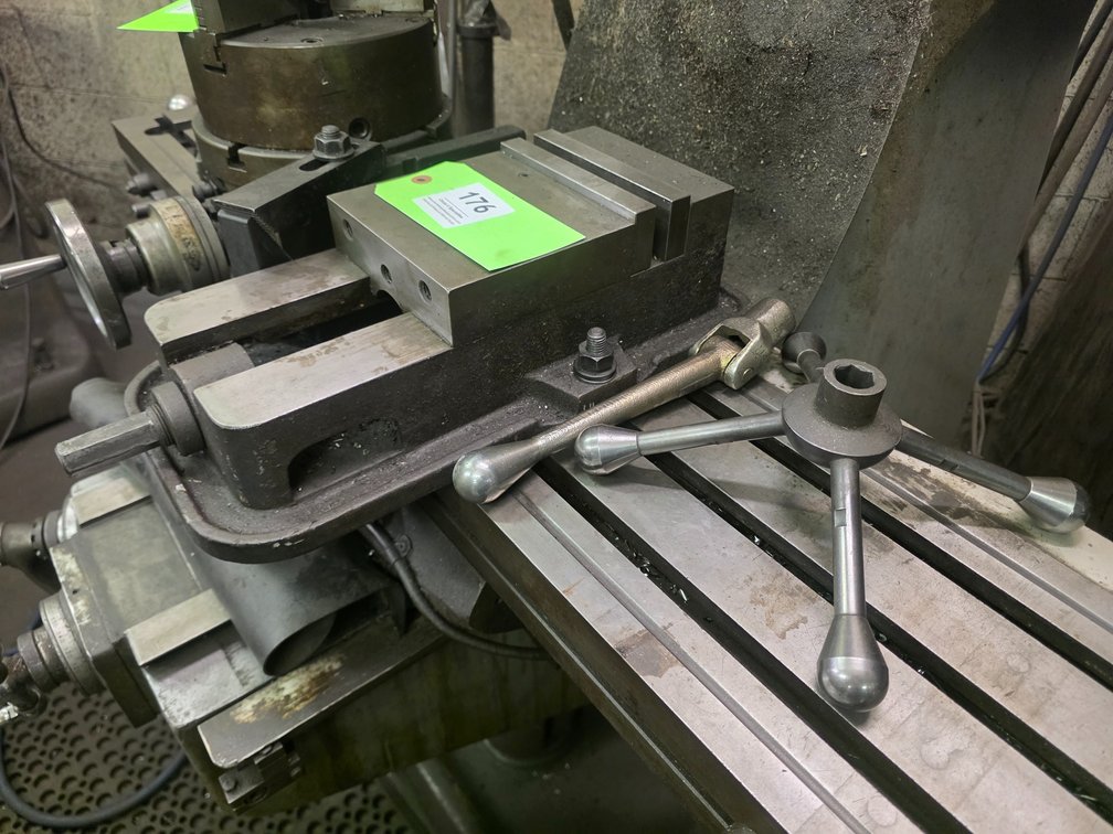6" Machine Vise