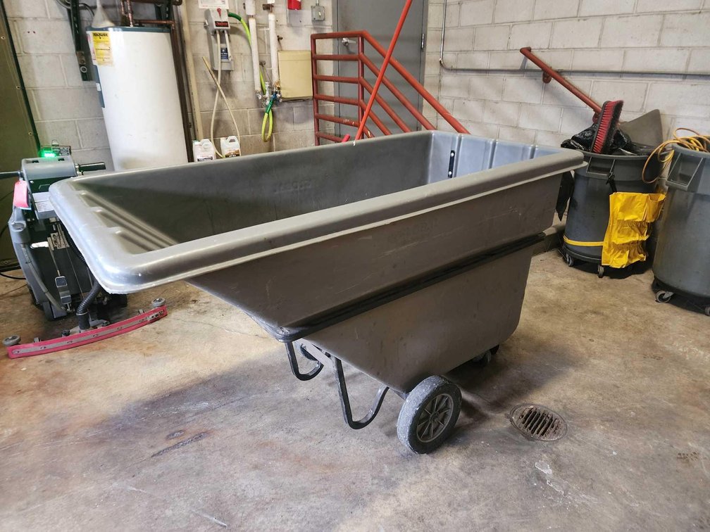 Global Model 24CPI Rolling Dump Hopper.