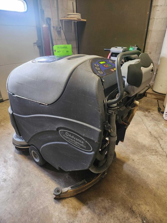 Nilfisk Advance Convertamatic 24D-C Type E Floor Cleaning Machine 