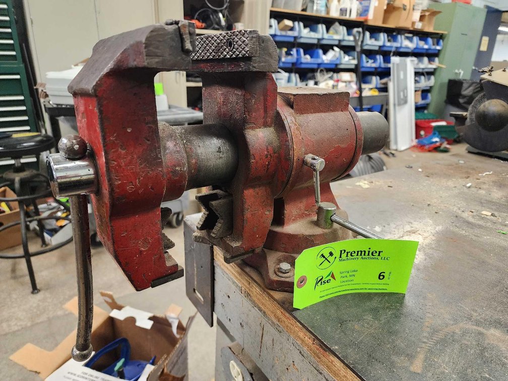 5-1/2" Swivel Base Adjustable Head Vise. 
