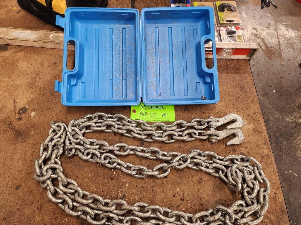7' Tow Chain. 3/8" Dia. Links. 