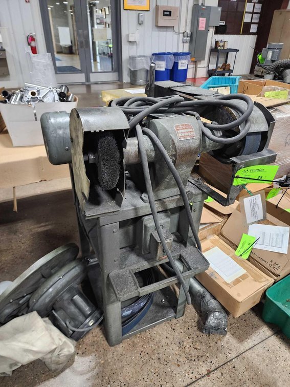 Hammond U3G-8-65 Abrasive Belt Grinder.