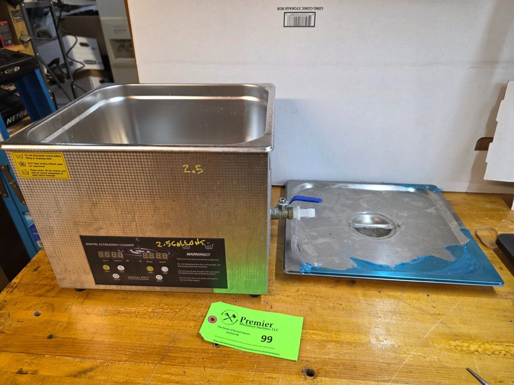 Digital Pro 2.5 Gallon Ultrasonic Parts Cleaner. 