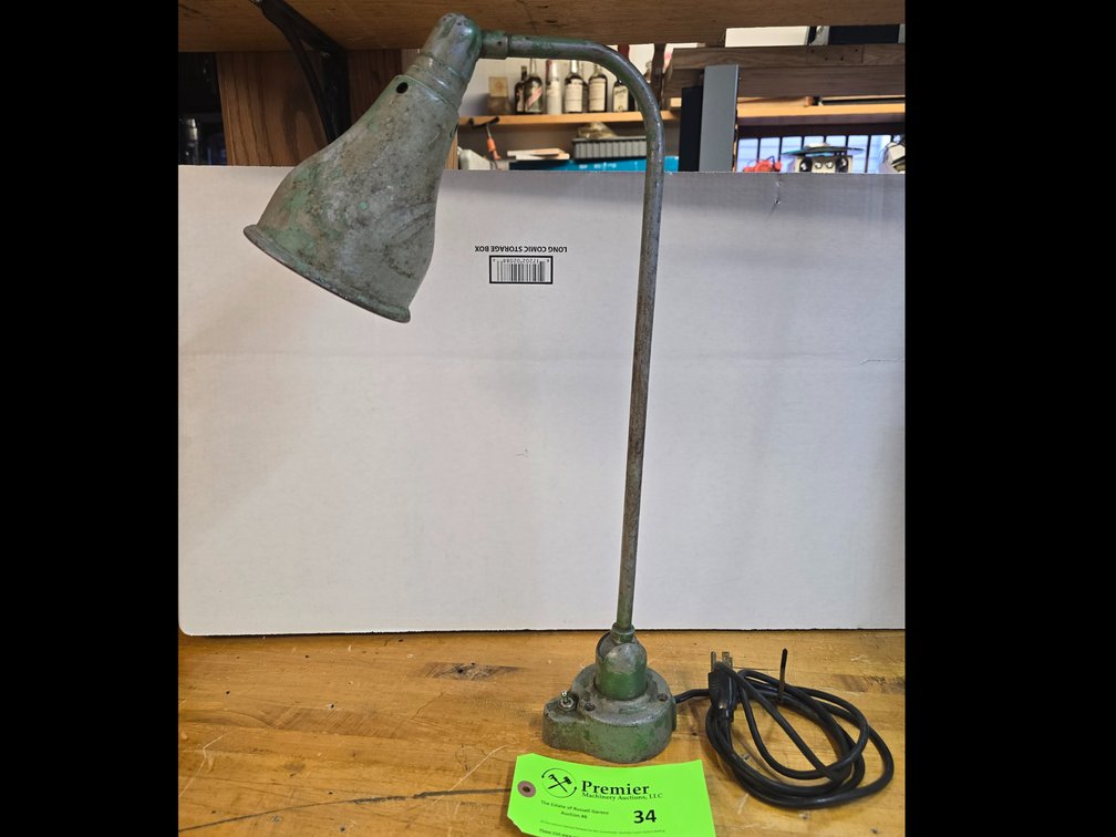 Vintage Desk Lamp.