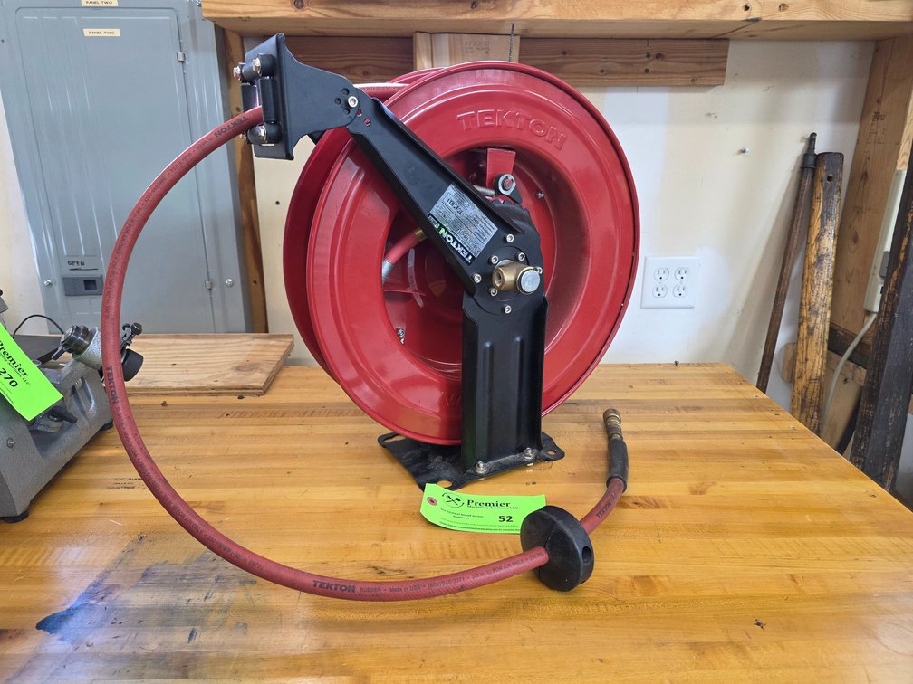 Tekton Model 46875, Pneumatic Hose Reel.