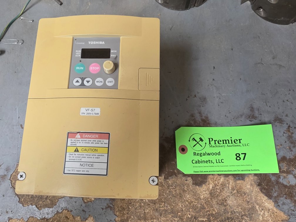 Toshiba Model VF-S7, Variable Frequency Drive 